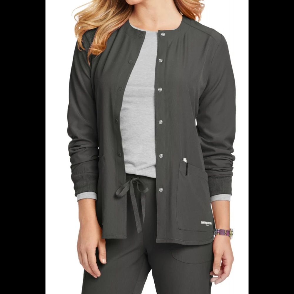 Women's black Snap-Front Scrub Jacket